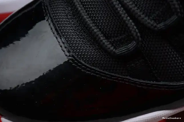 MaikeSneakers 11 528895-012 Air Black Red mens Retro Jordan  Low 